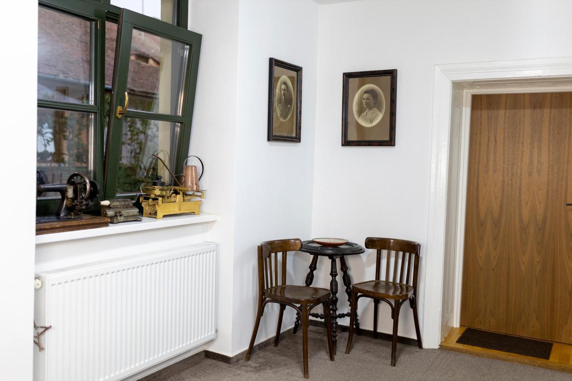 Friedrich Homm Apartment *